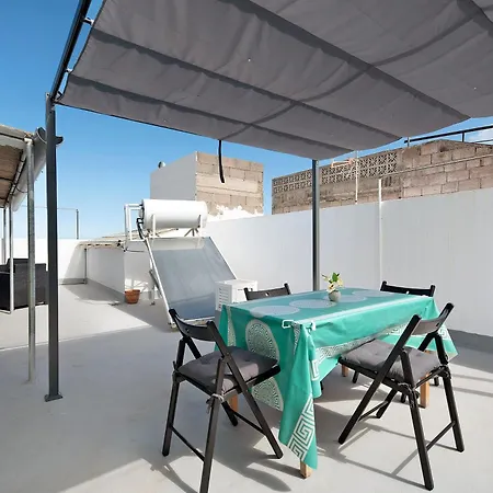 Vista Apartment *